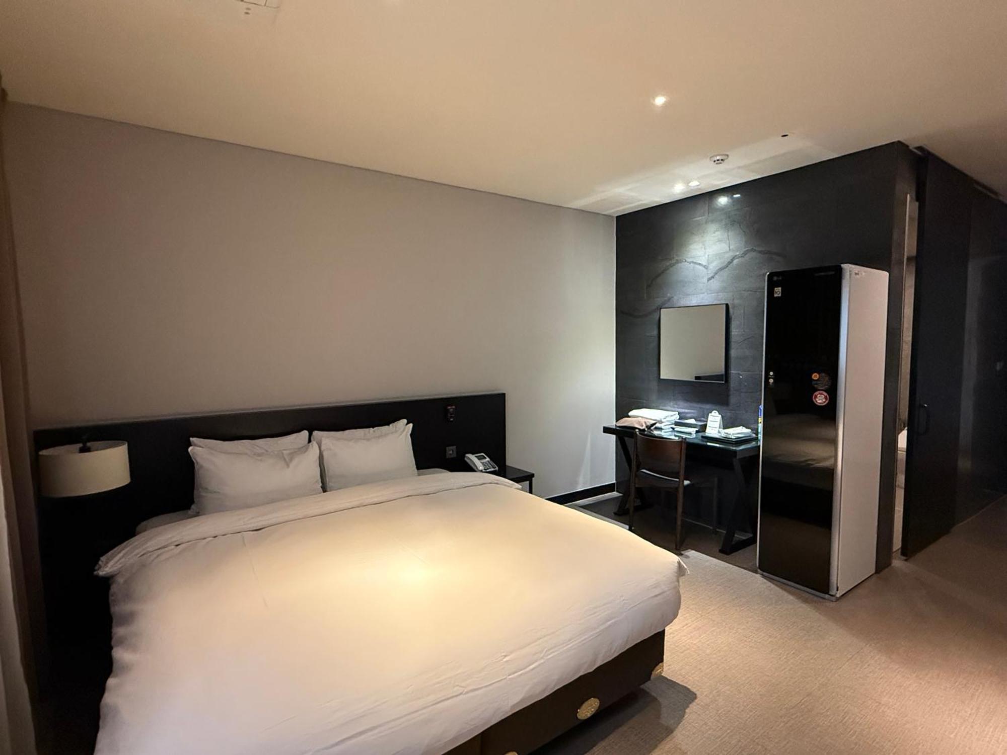 Rivertain Hotel Тэгу Экстерьер фото