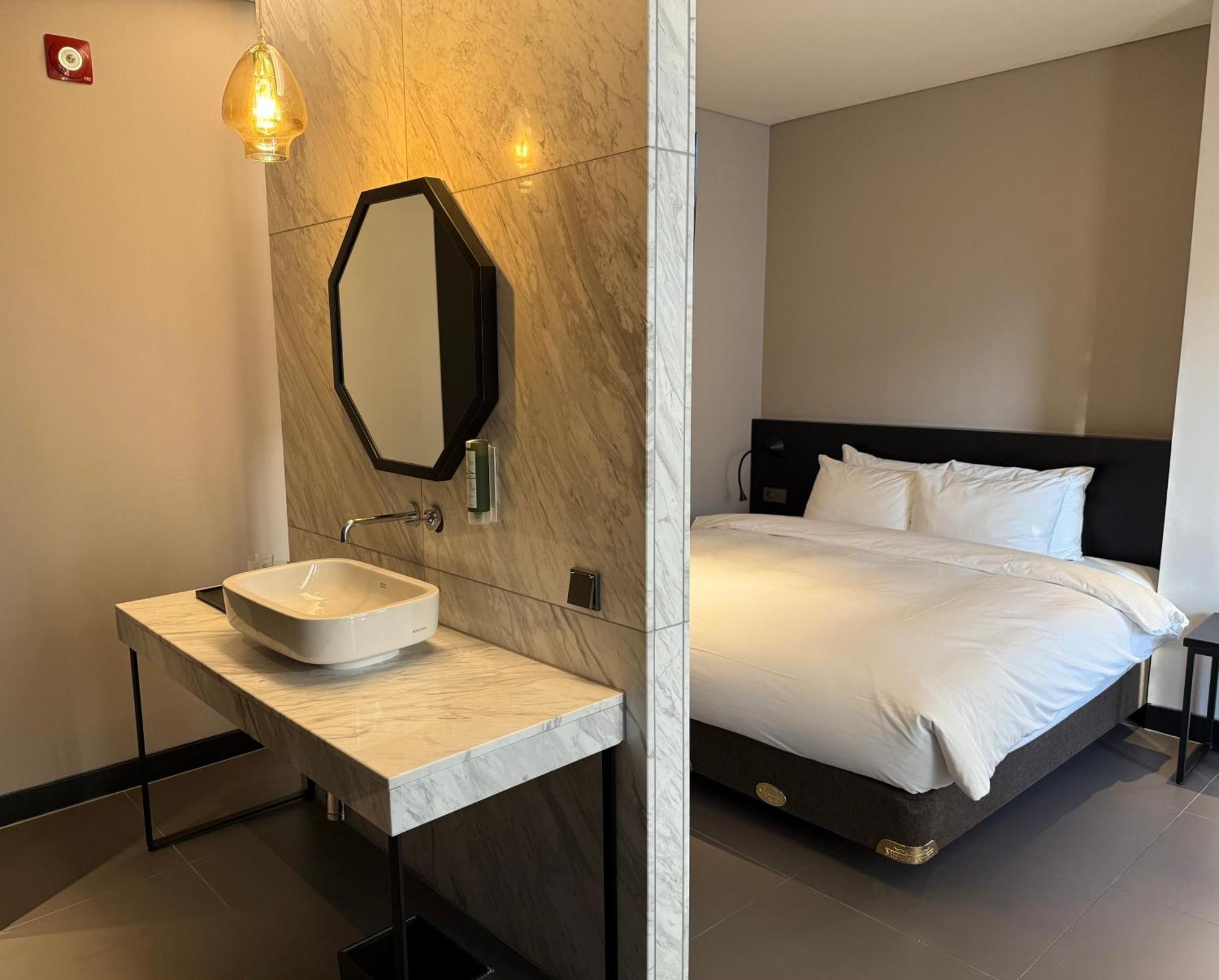 Rivertain Hotel Тэгу Экстерьер фото