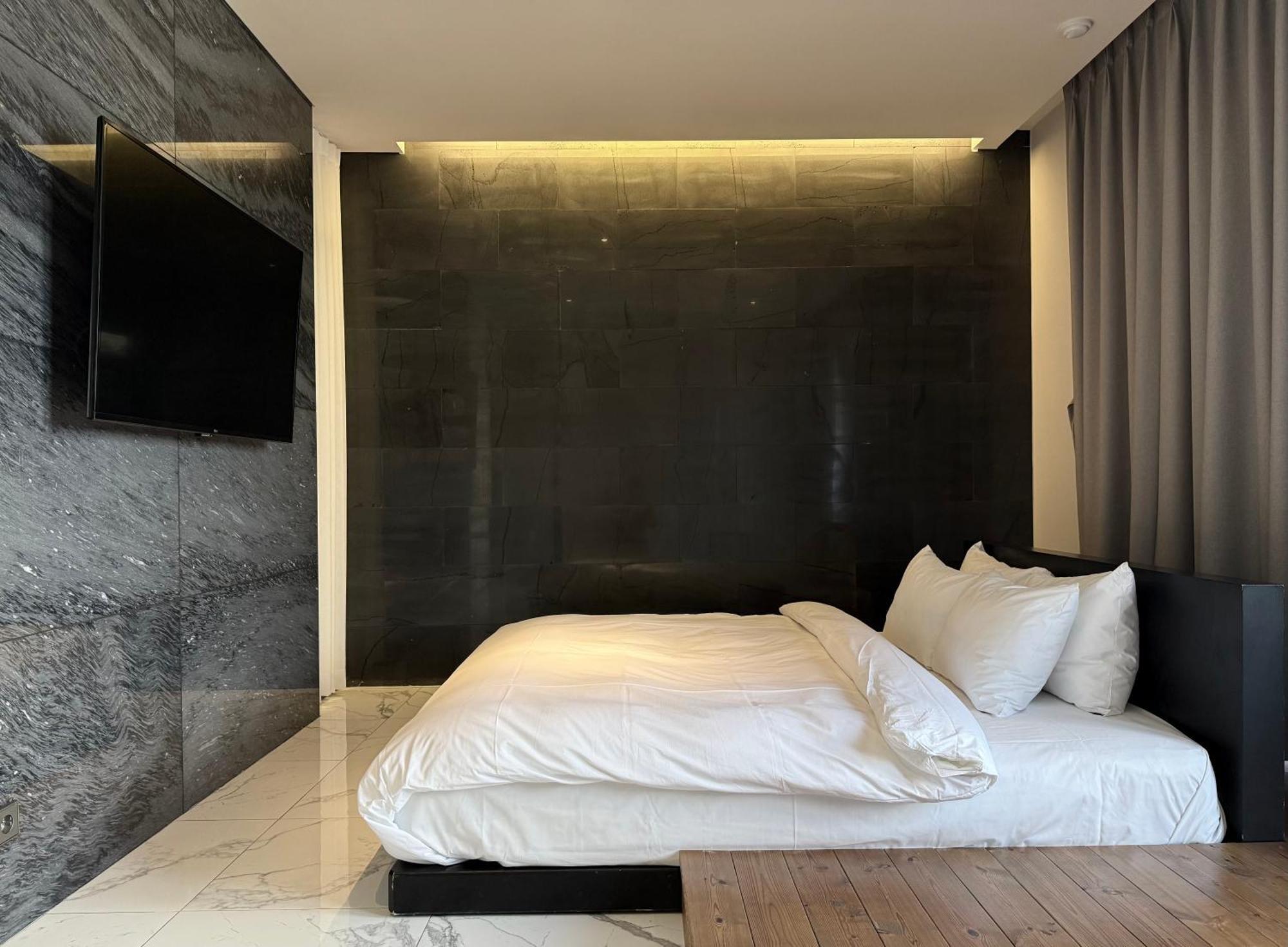 Rivertain Hotel Тэгу Экстерьер фото