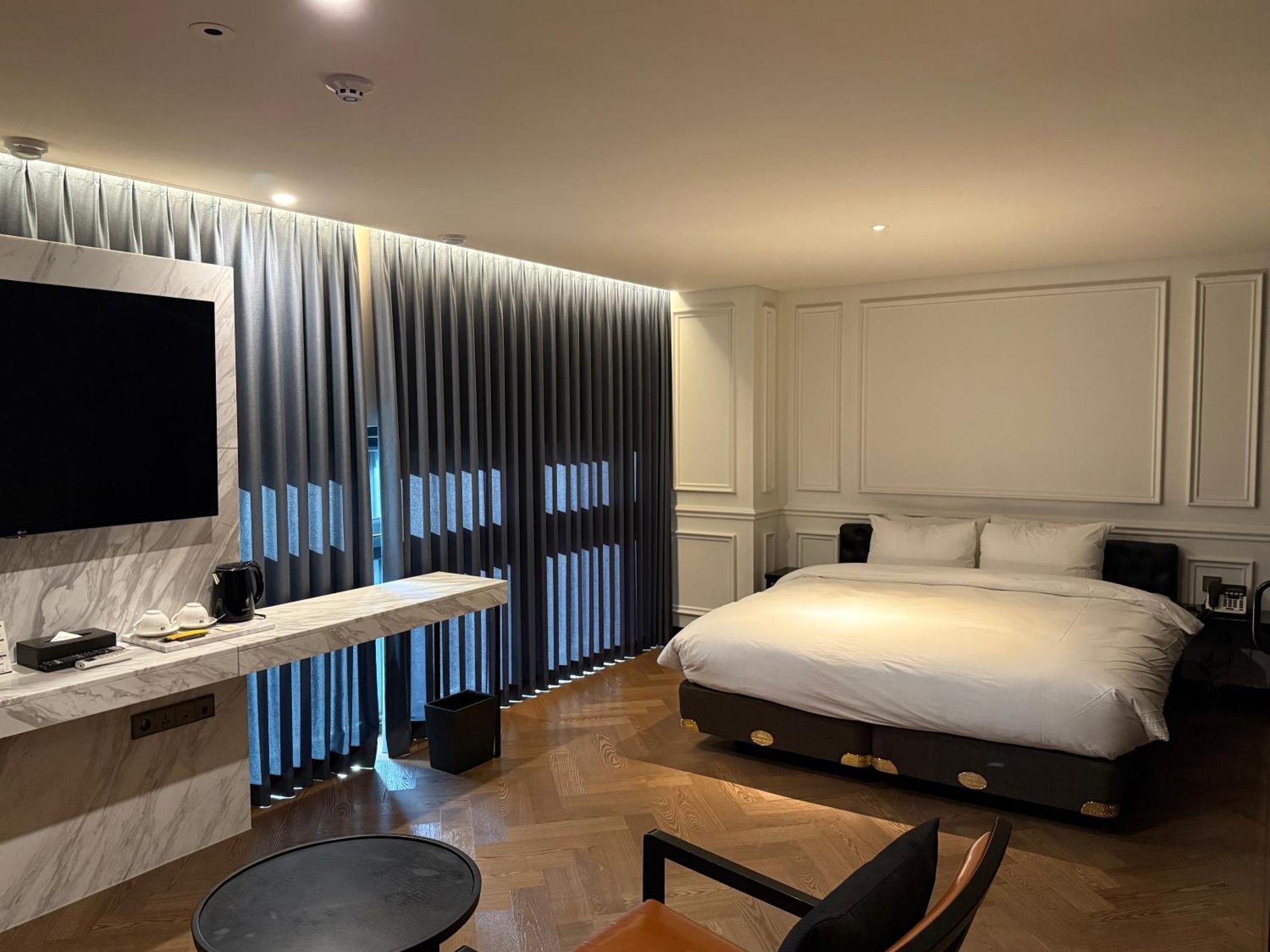 Rivertain Hotel Тэгу Экстерьер фото