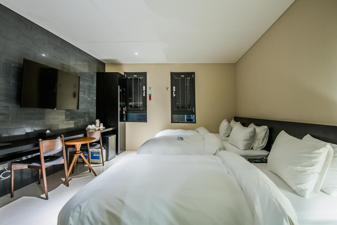 Rivertain Hotel Тэгу Экстерьер фото