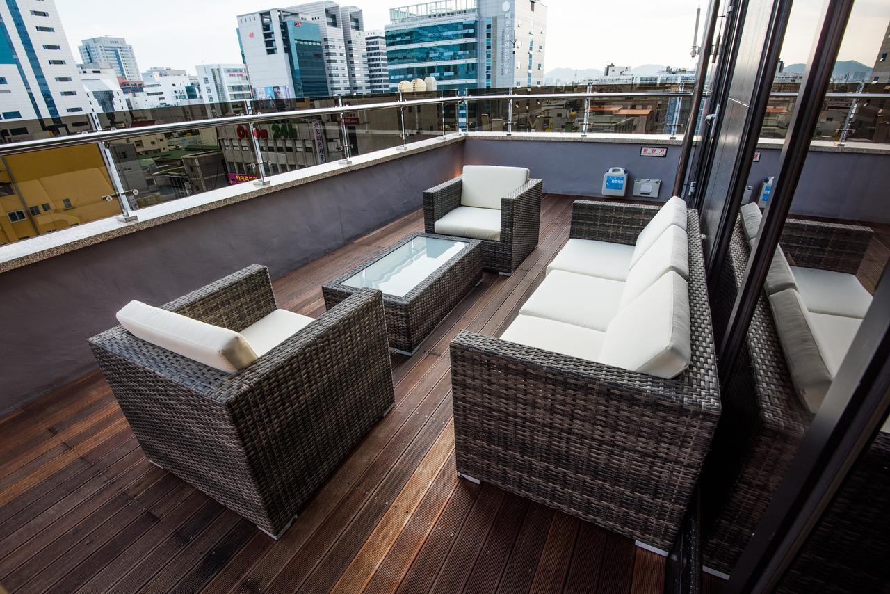 Rivertain Hotel Тэгу Экстерьер фото